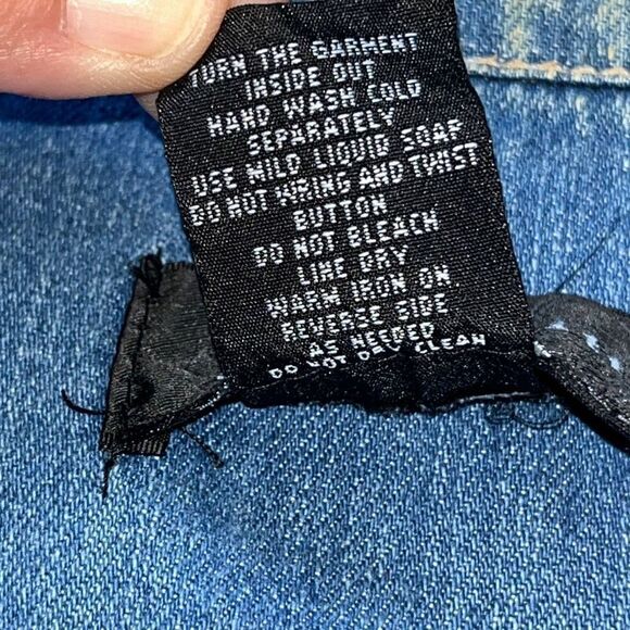 Vintage jean Jacket by Live A Little, Womens Size Medium, Pearl and Brass Button - Picture 6 of 16